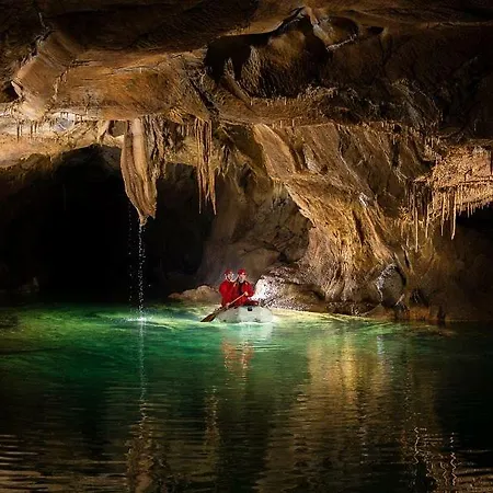 Guest house Sajina Podgrad (Notranjska)