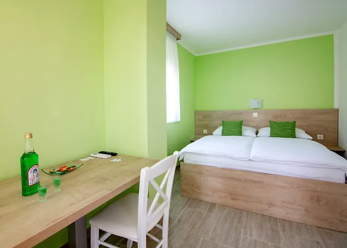 Sajina 게스트하우스 3*